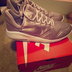 Nike Air Max Sasha Satin